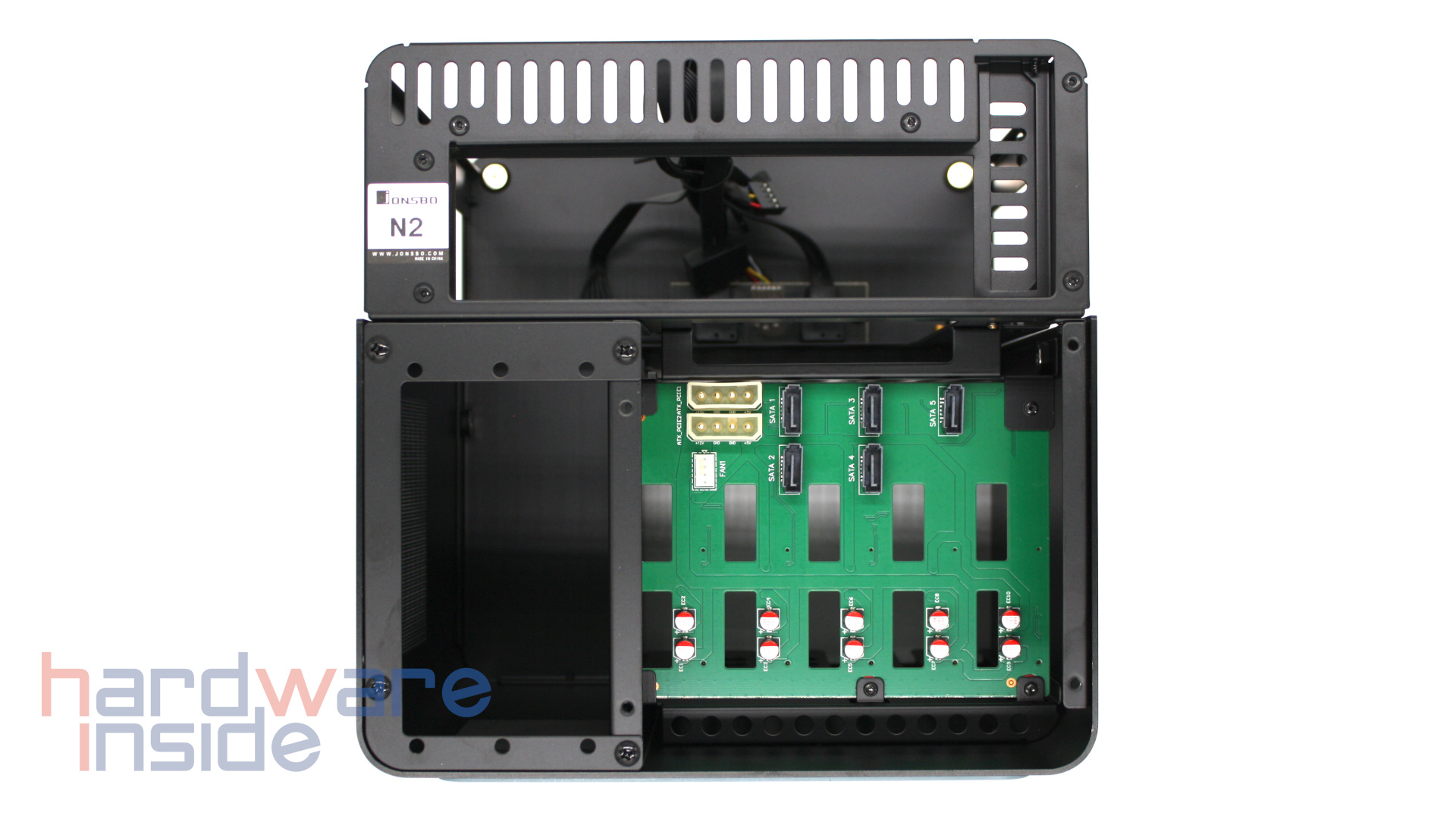 Jonsbo N2 Black - Rückseite der SATA-Platine