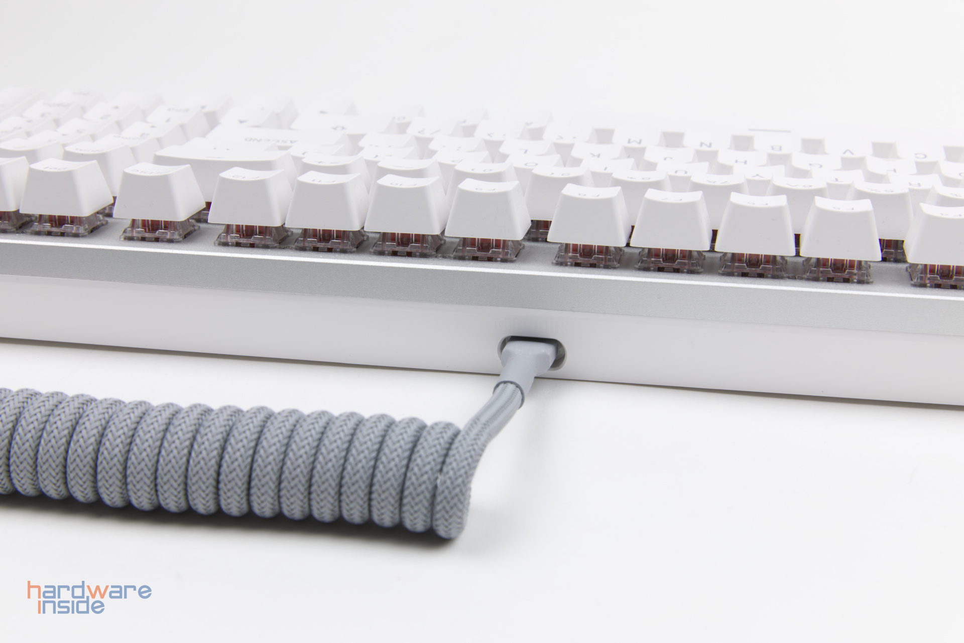 Keebstuff-Kabelmanufaktur-Mechanical-Keyboard-Cables-handcrafted-14.jpg