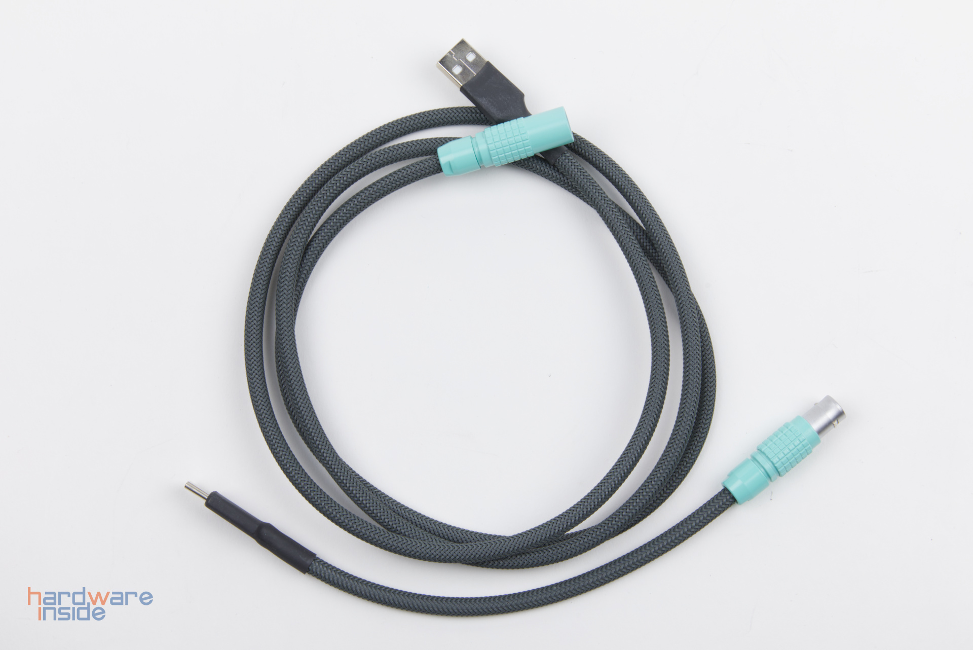 Keebstuff-Kabelmanufaktur-Mechanical-Keyboard-Cables-handcrafted-3.jpg