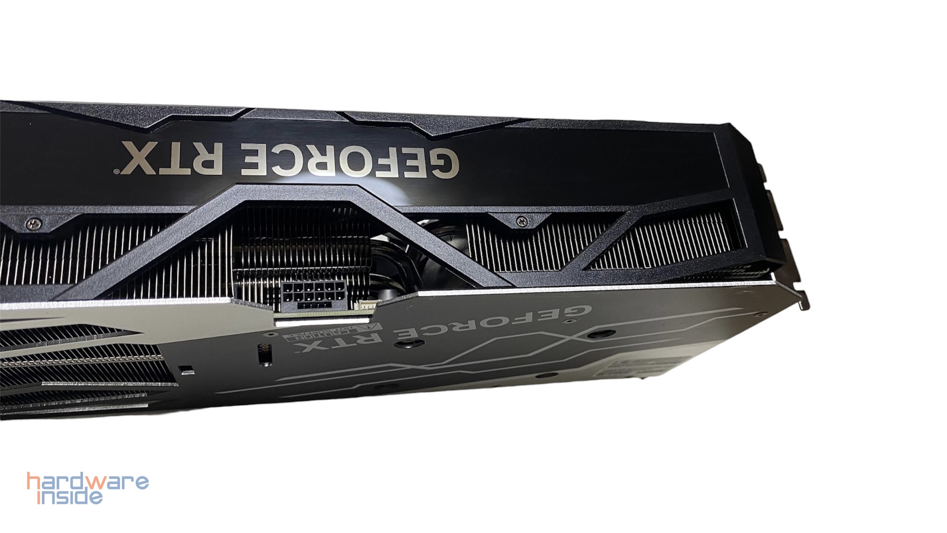 KFA2_Geforce_RTX 4070Ti_SG_12.jpg