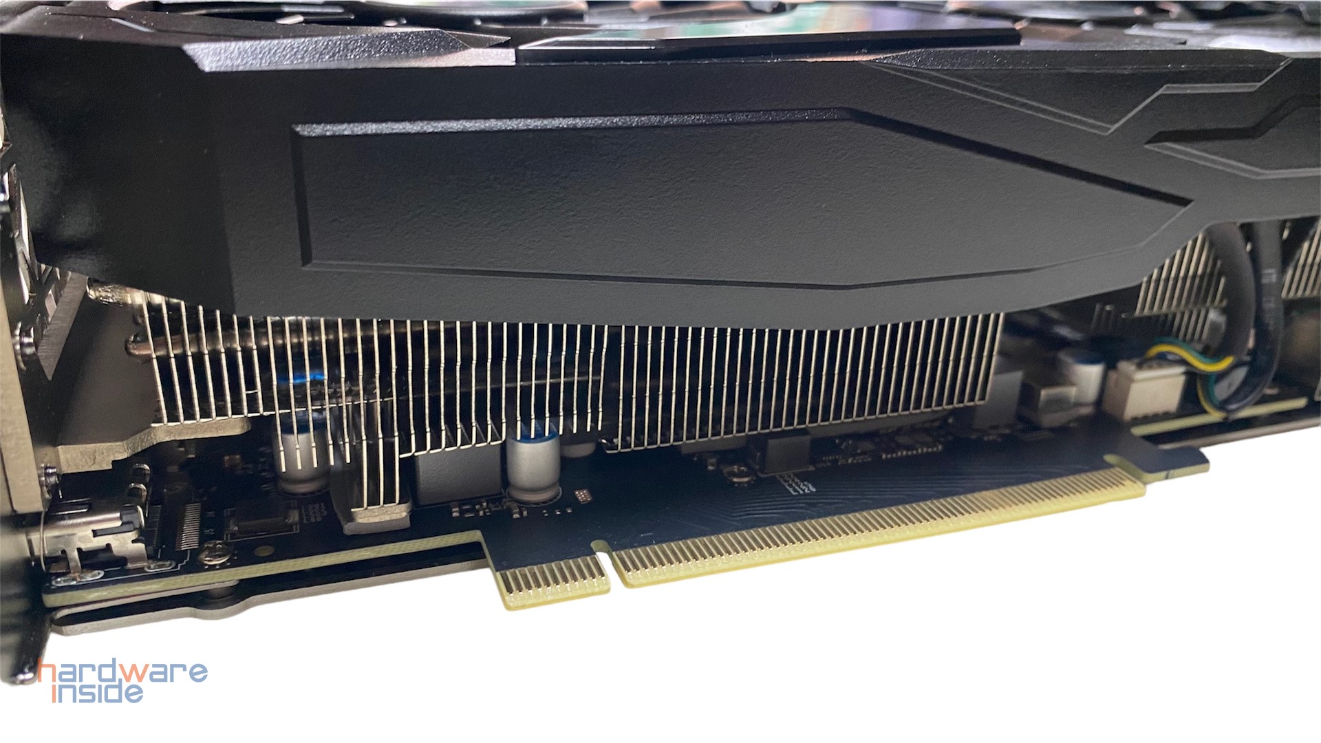 KFA2_Geforce_RTX 4070Ti_SG_9.jpg