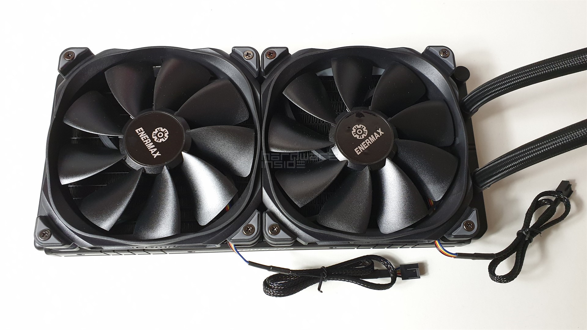 Lüfter Auf Radiator 3