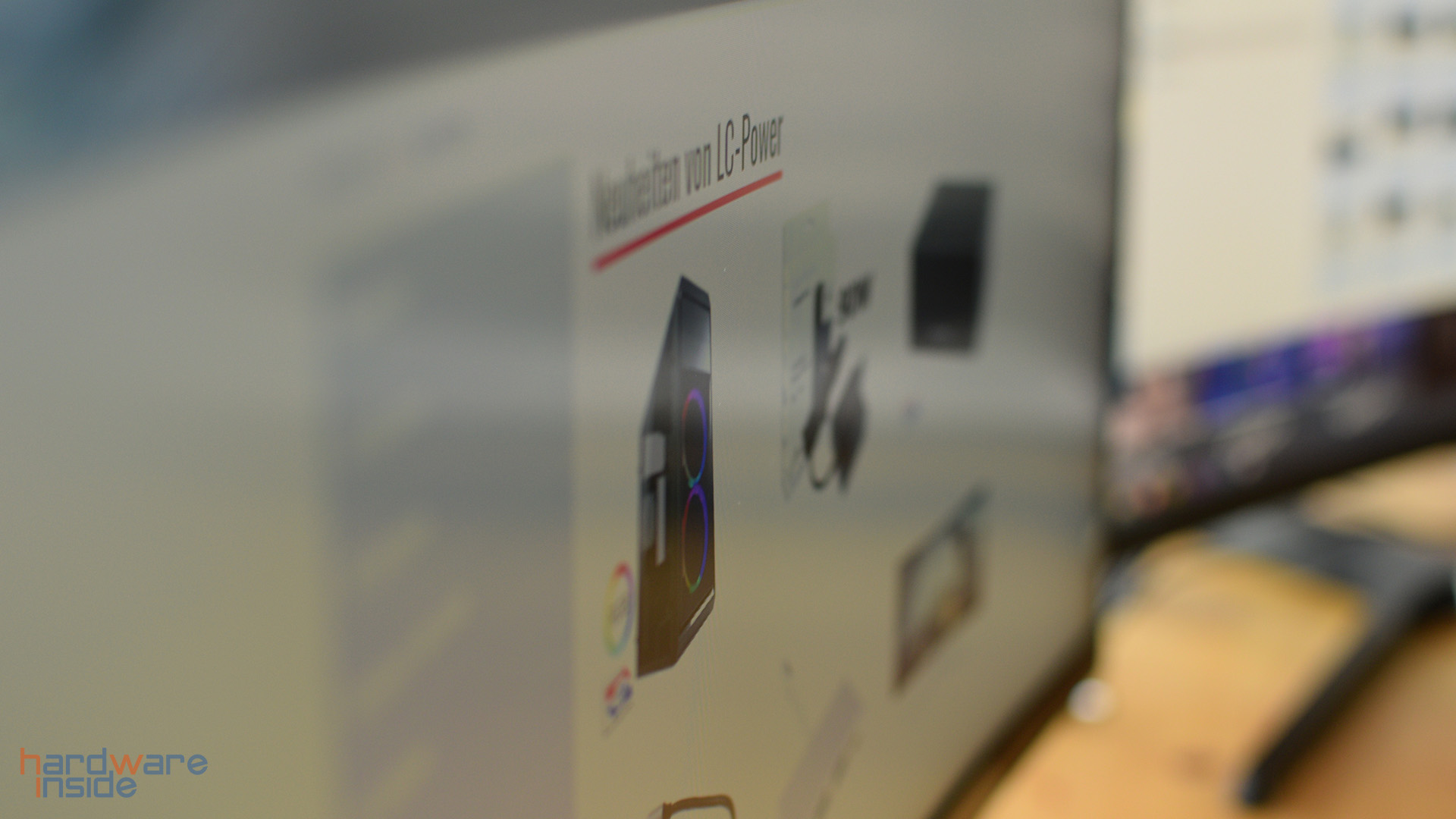 LC-Power LC-M27-FHD-144-C - 27'-Curved-PC-Monitor 55.jpg