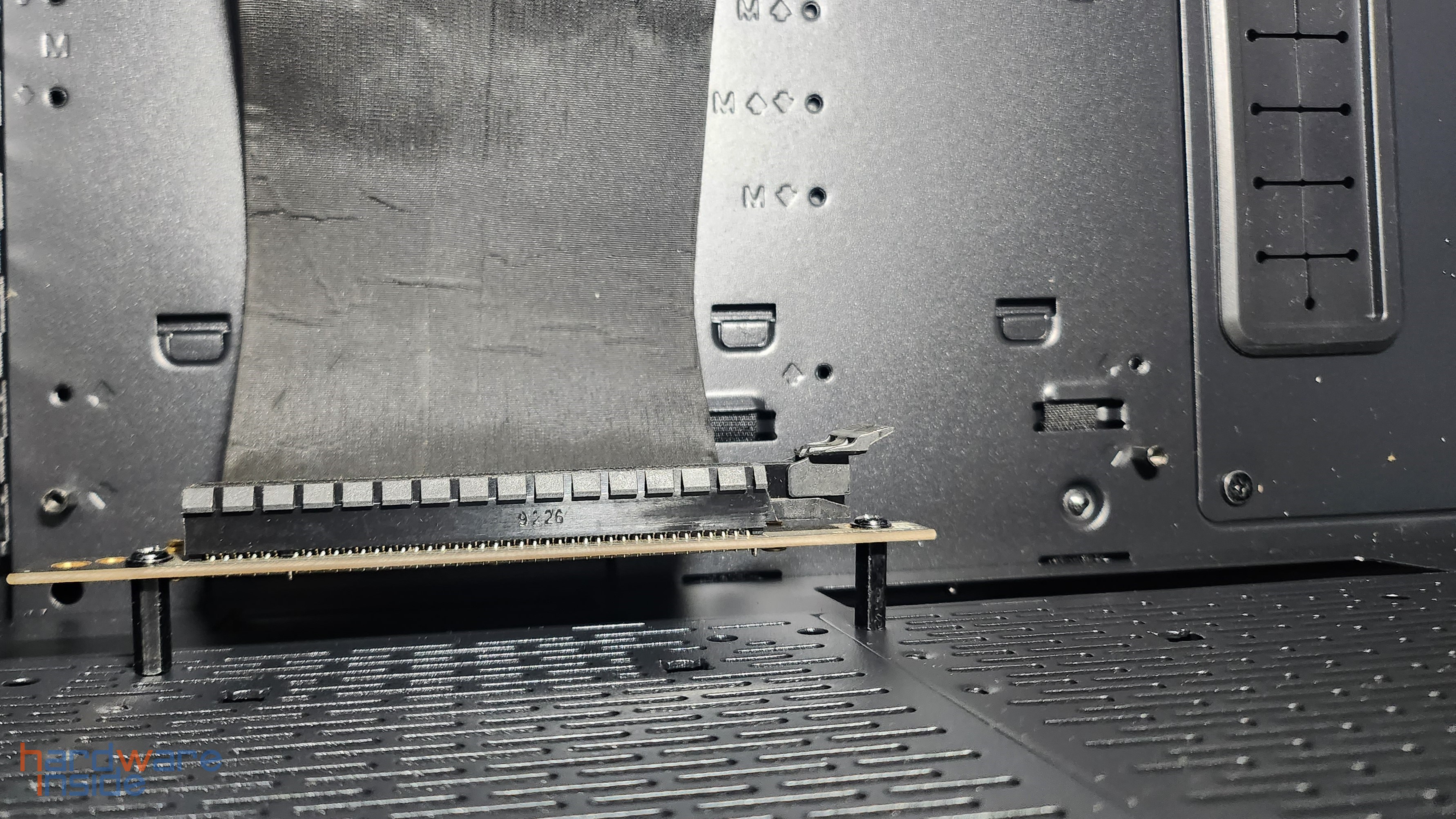 lian-li-lancool-216-raiserkabel (2).jpg