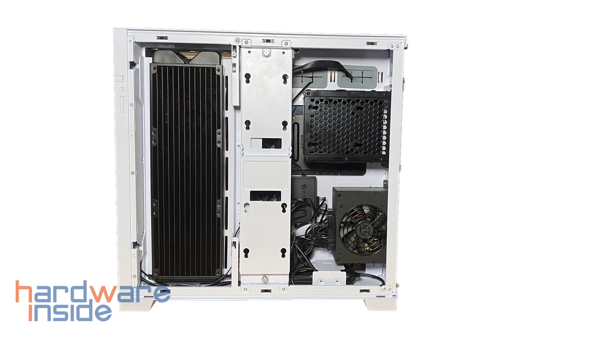lian-li-o11d-evo-radiator.jpg