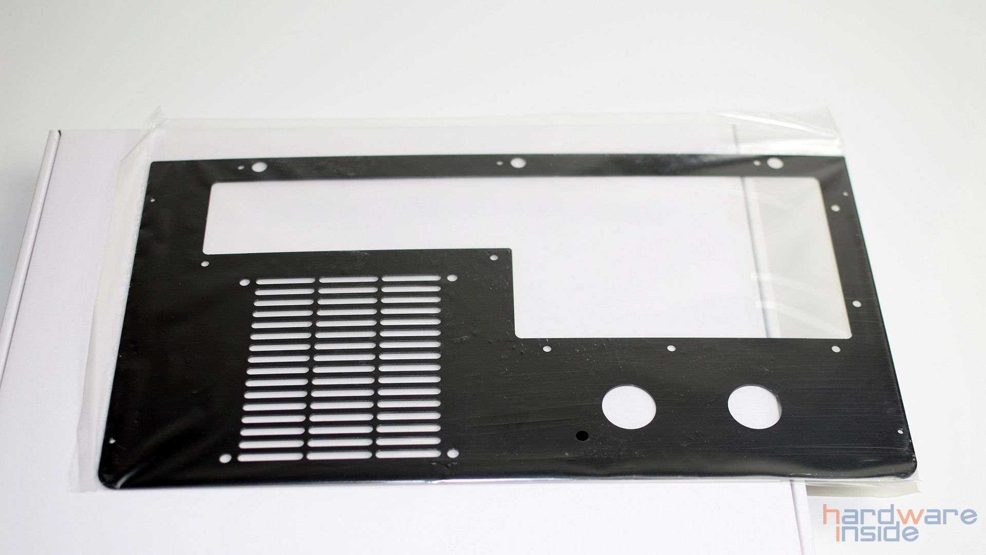 Lian Li T70 test Bench 08.jpg