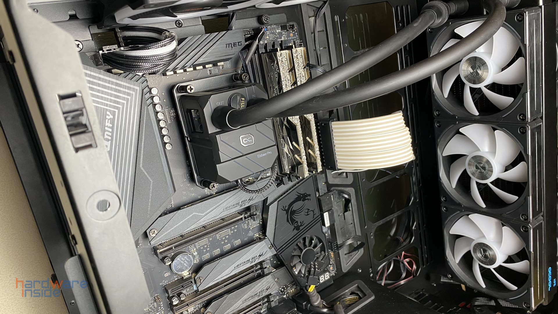 LIAN LI UNI FAN AL120 V2_16.jpg