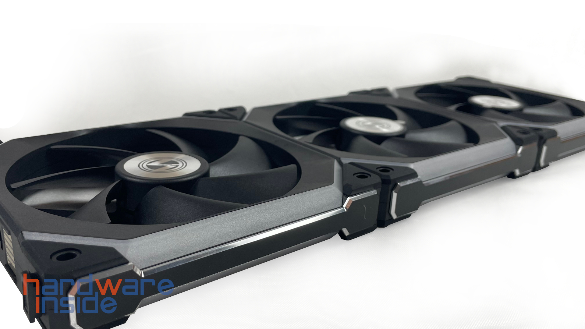 Lian Li Uni Fan SL V2 RGB_13