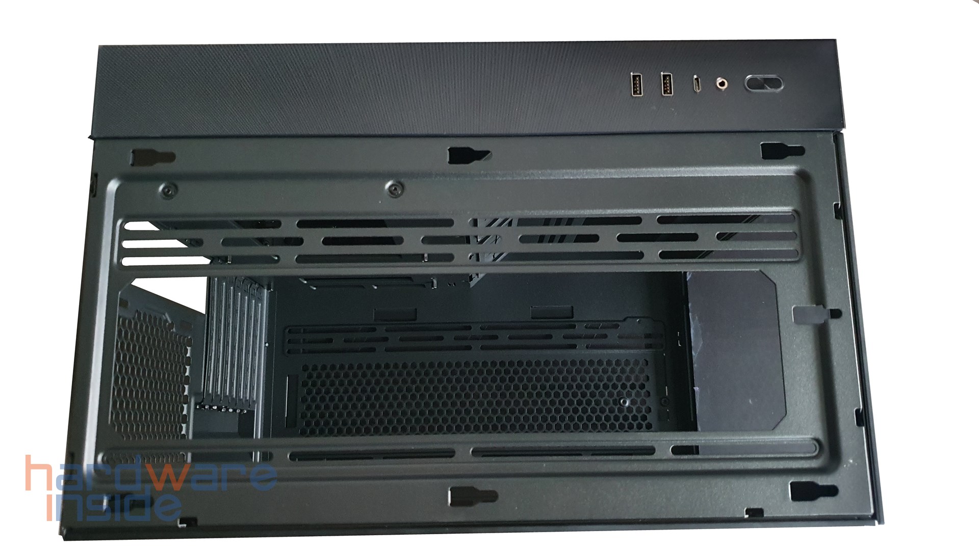 LIANLI_O11_DYNAMIC_MINI_3.jpg