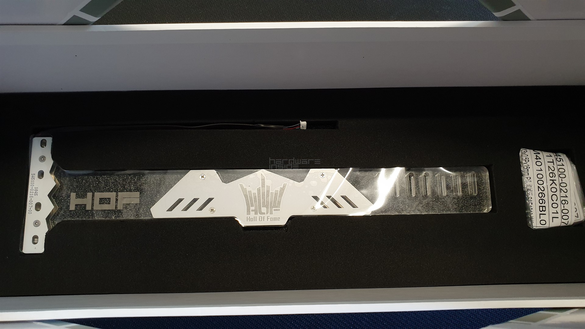 Lieferumfang 3 KFA2 RTX 2080 Ti HOF