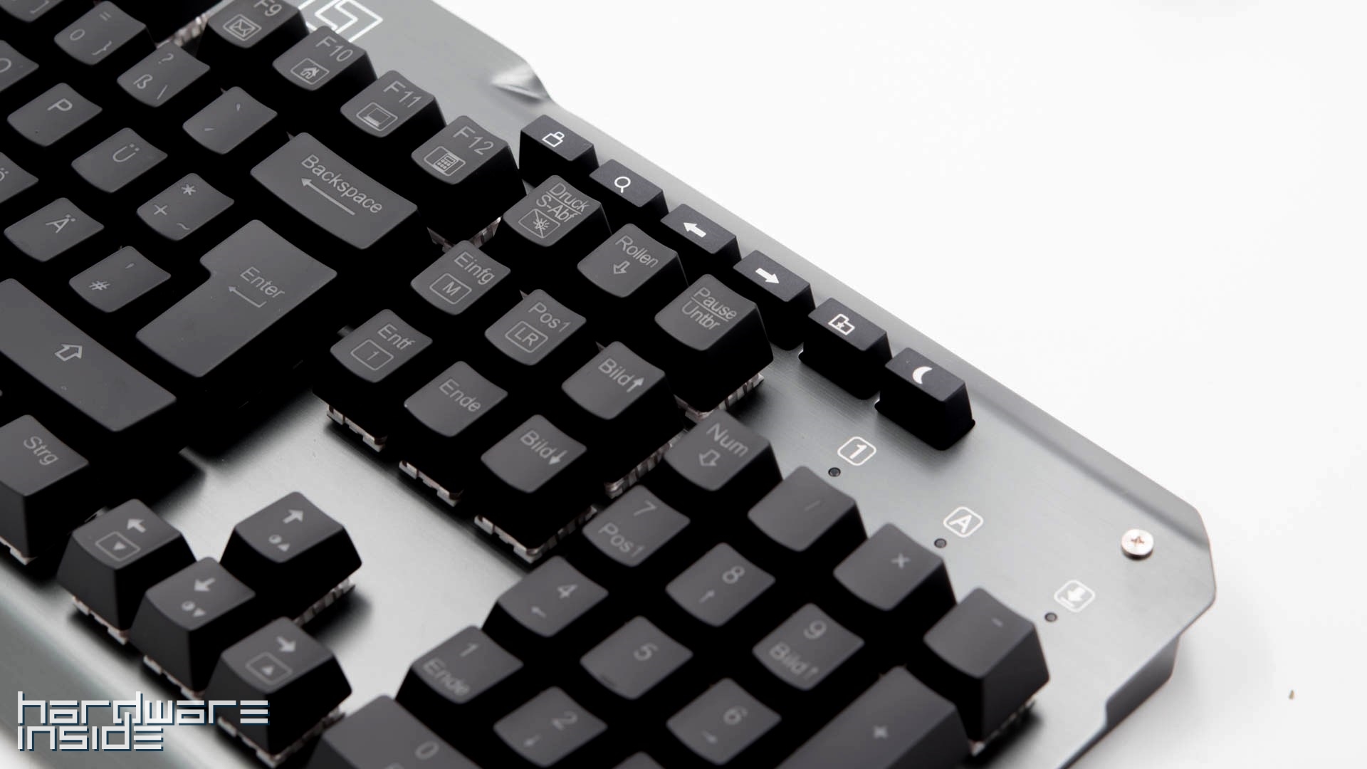 Lioncast - LK300 RGB PRO - 32