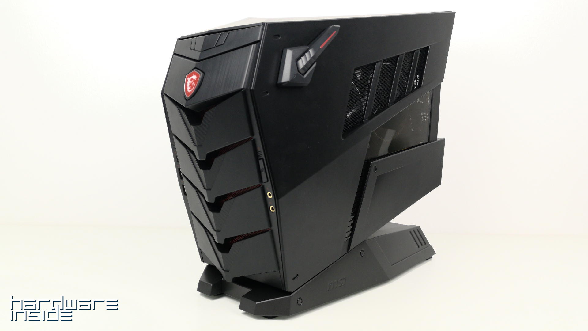 MSI Aegis 3 8RD Front 4
