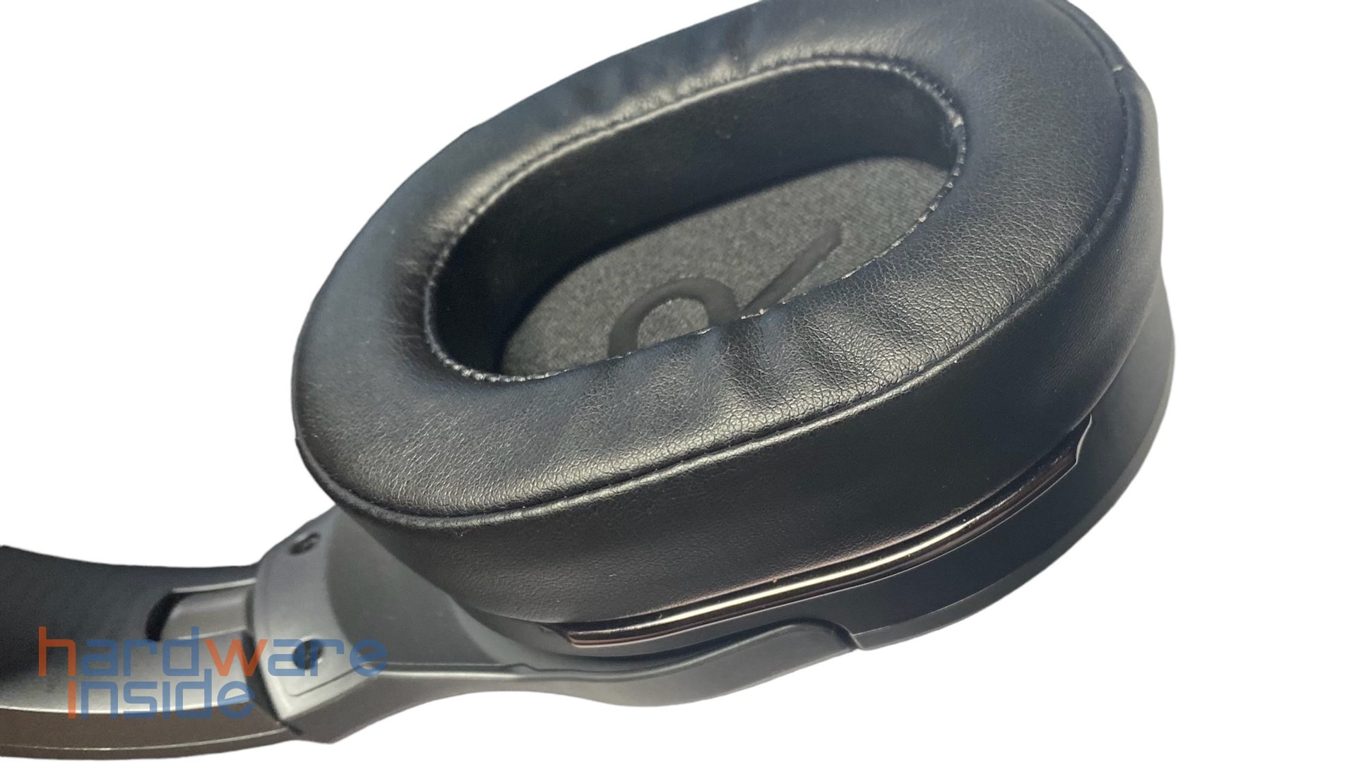 msi-immerse-gh50-wireless-ohrmuschel (1).jpg