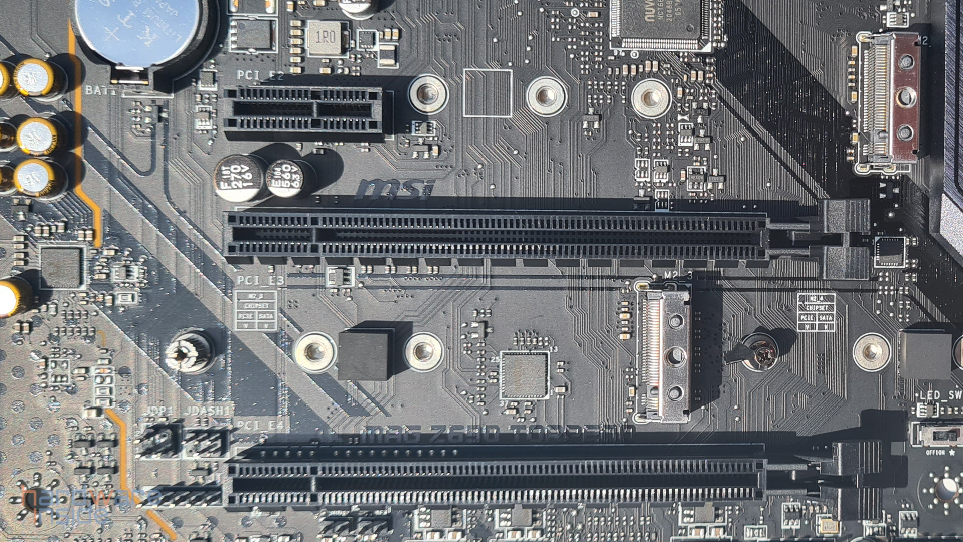 msi mag z690 torpedo_13.jpg
