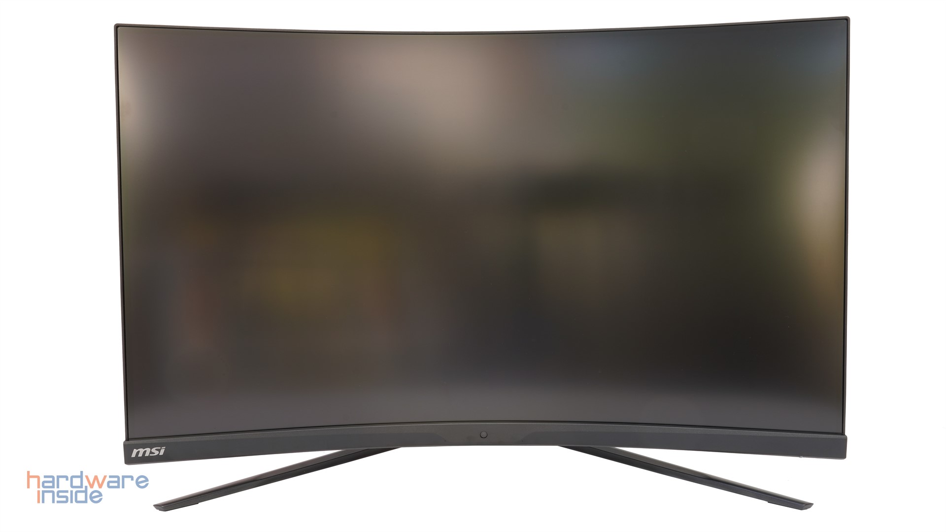 msi-mpg-artymis-323cqr-ergonomie-unten.JPG