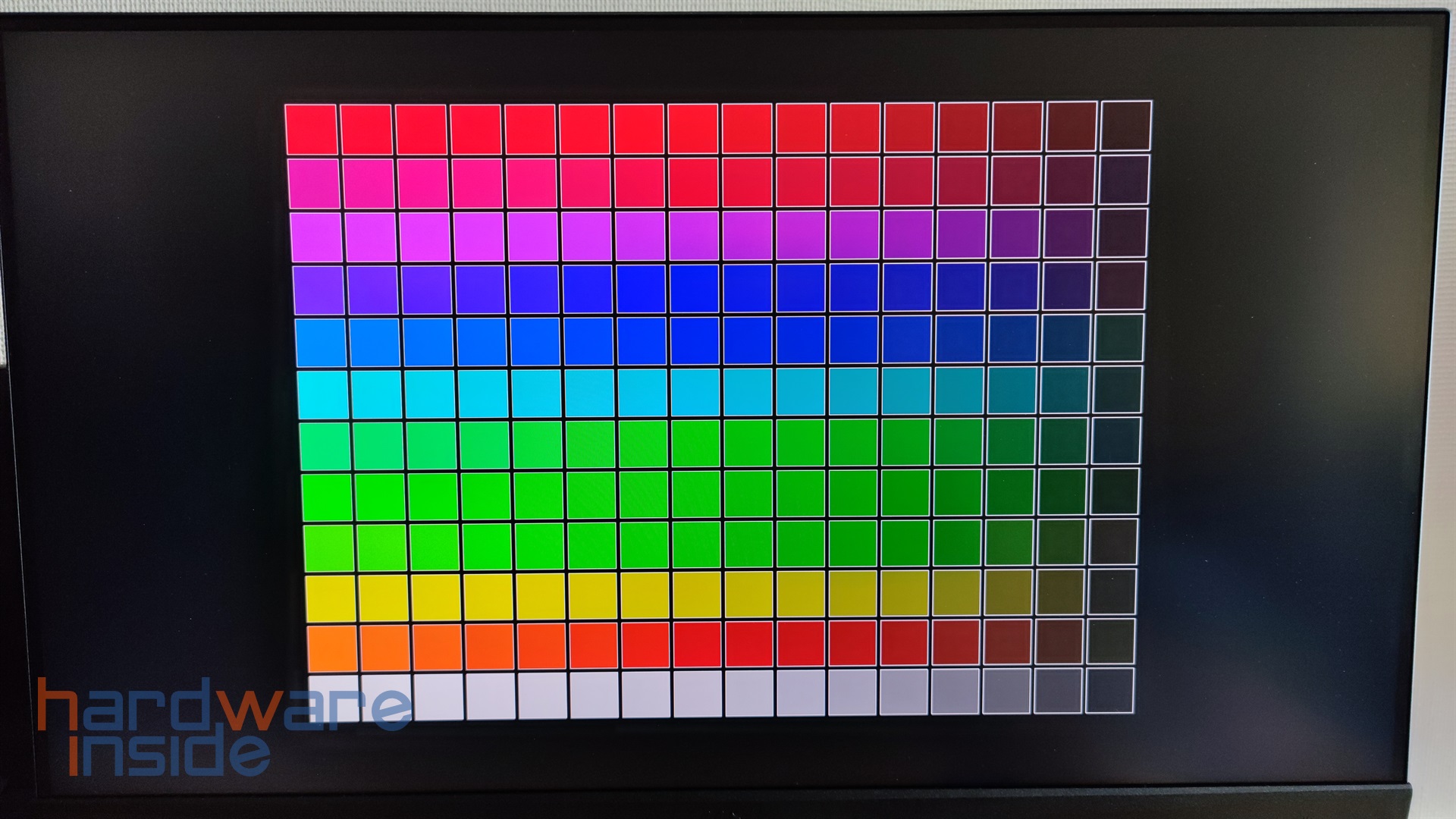 MSI Optix MAG281URFDE - 45.jpg