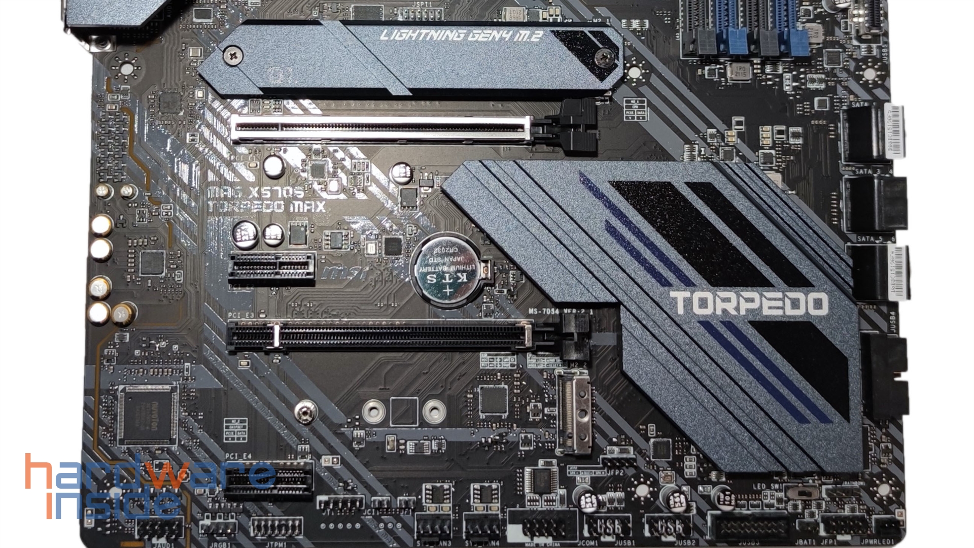 msi-x570s-torpedo-max-pcie-slots.jpg