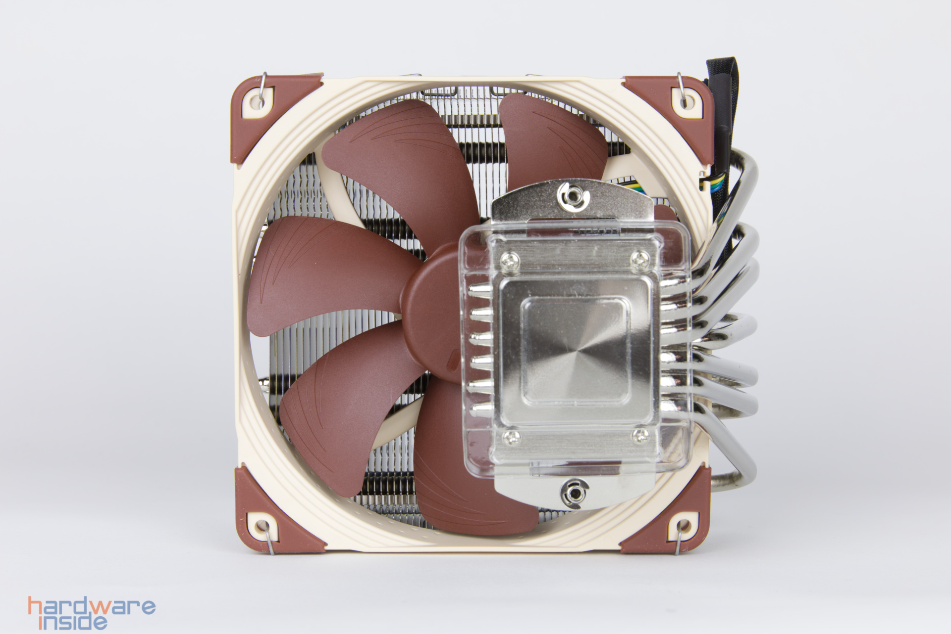 Noctua-Kühlervergleichstest-2023-NH-C14S-9.jpg