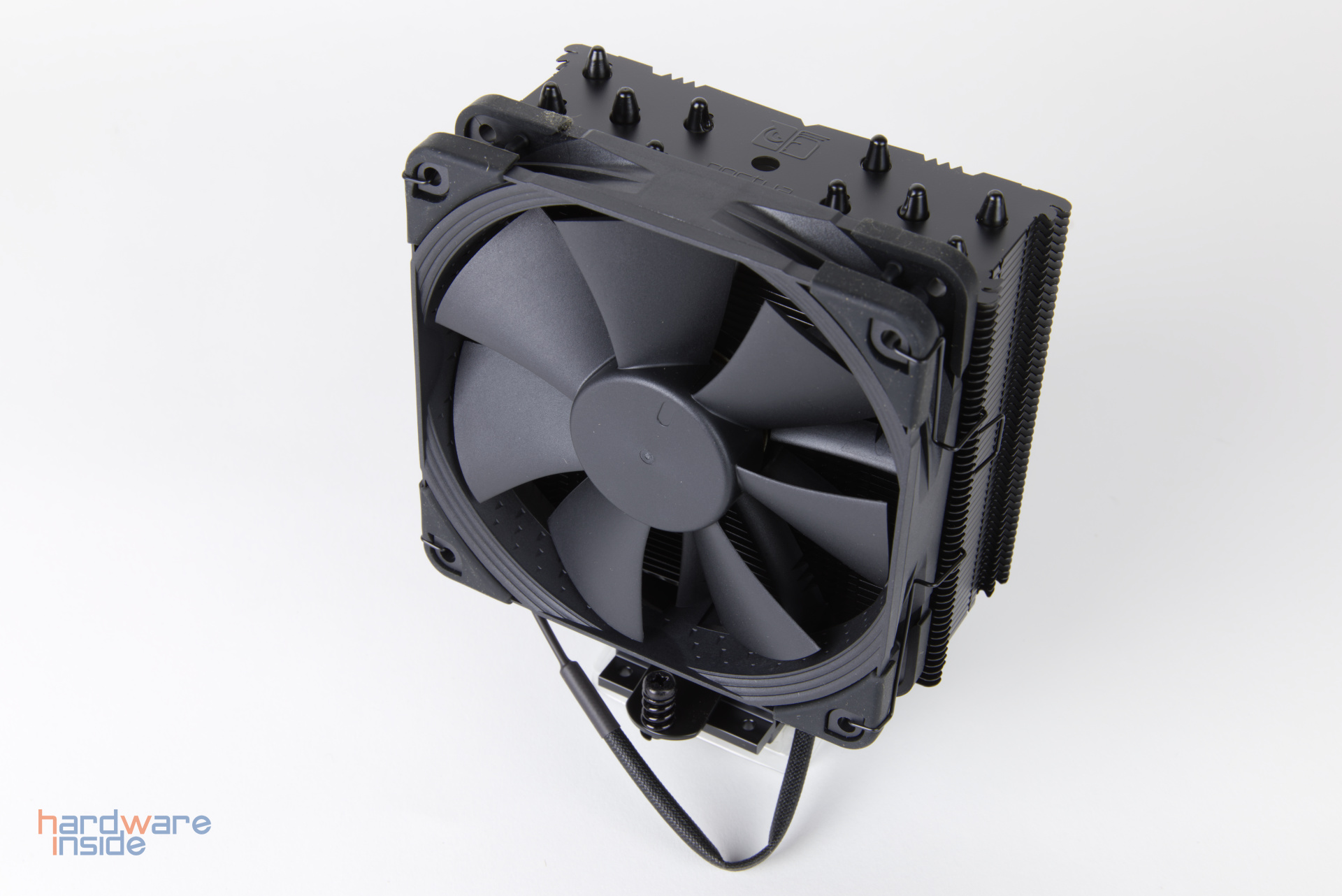 Noctua-Kühlervergleichstest-2023-NH-U12S-chromax-black-4.jpg