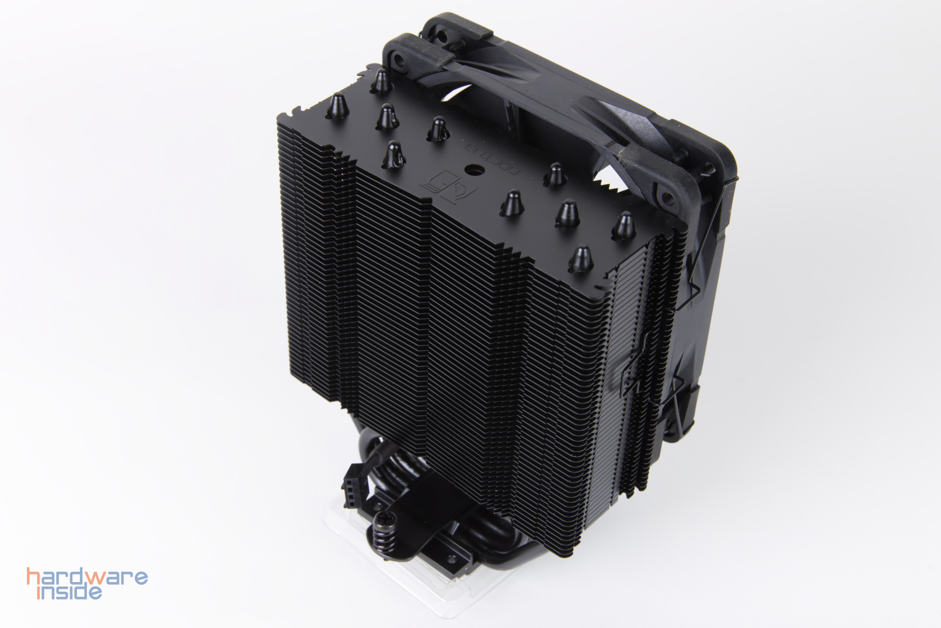 Noctua-Kühlervergleichstest-2023-NH-U12S-chromax-black-5.jpg