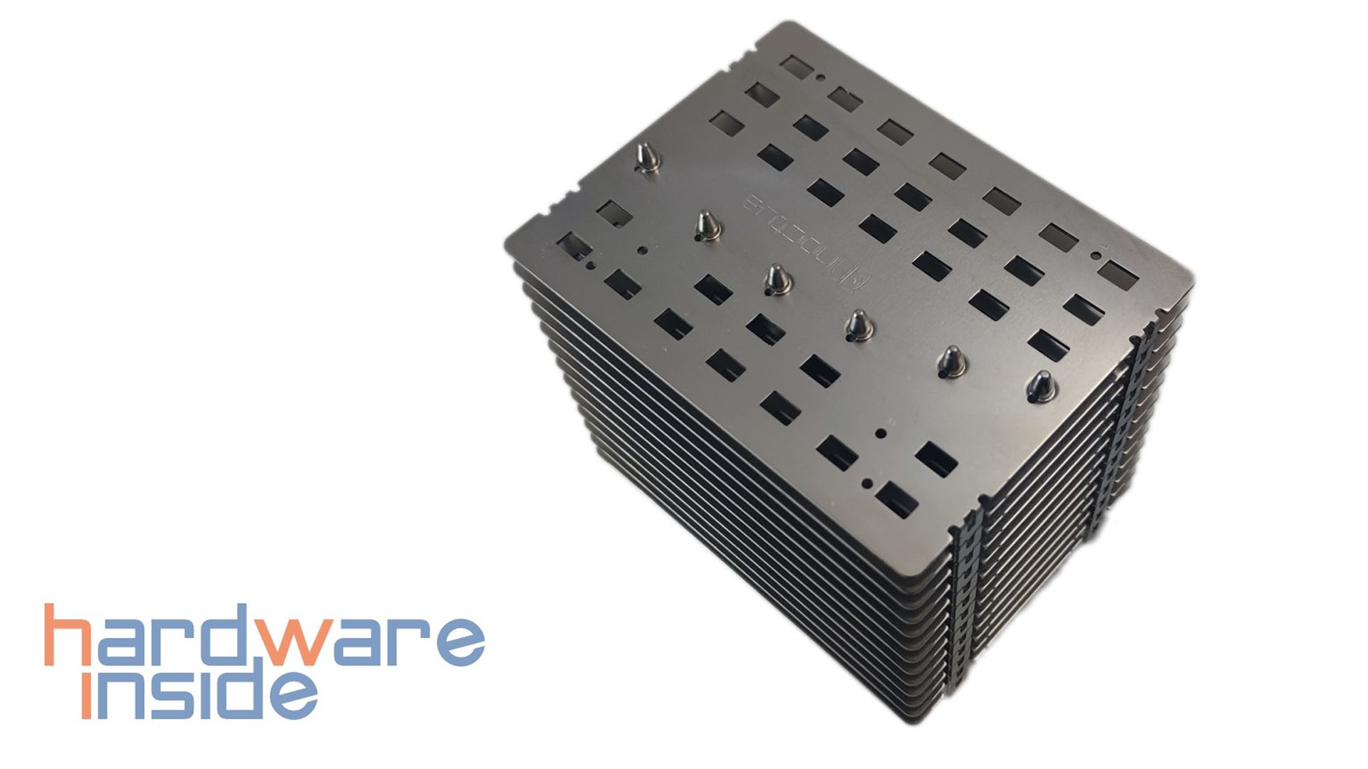 noctua-nh-p1-details (7).jpg