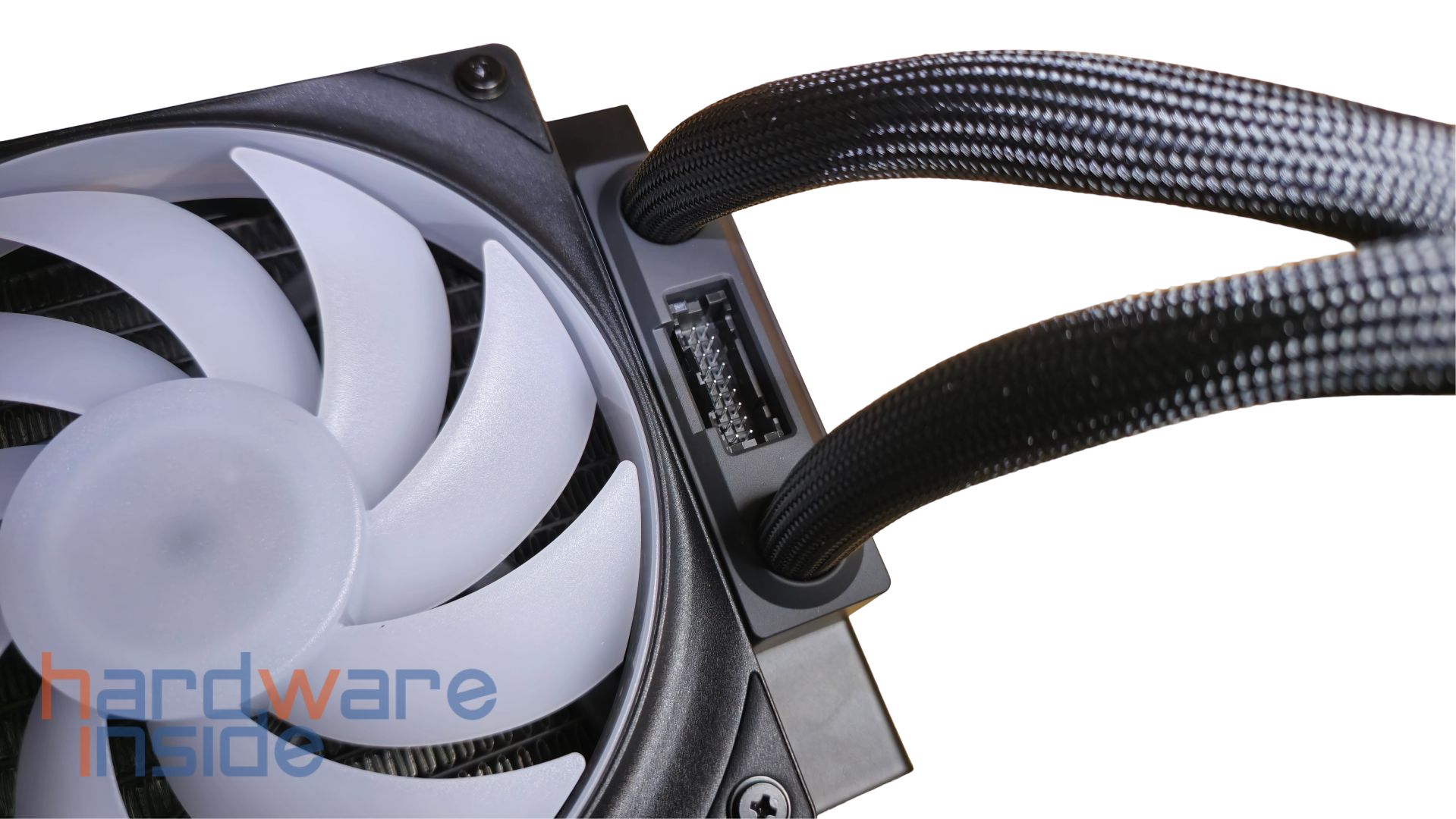 nzxt-kraken-elite-420-rgb-007.jpg