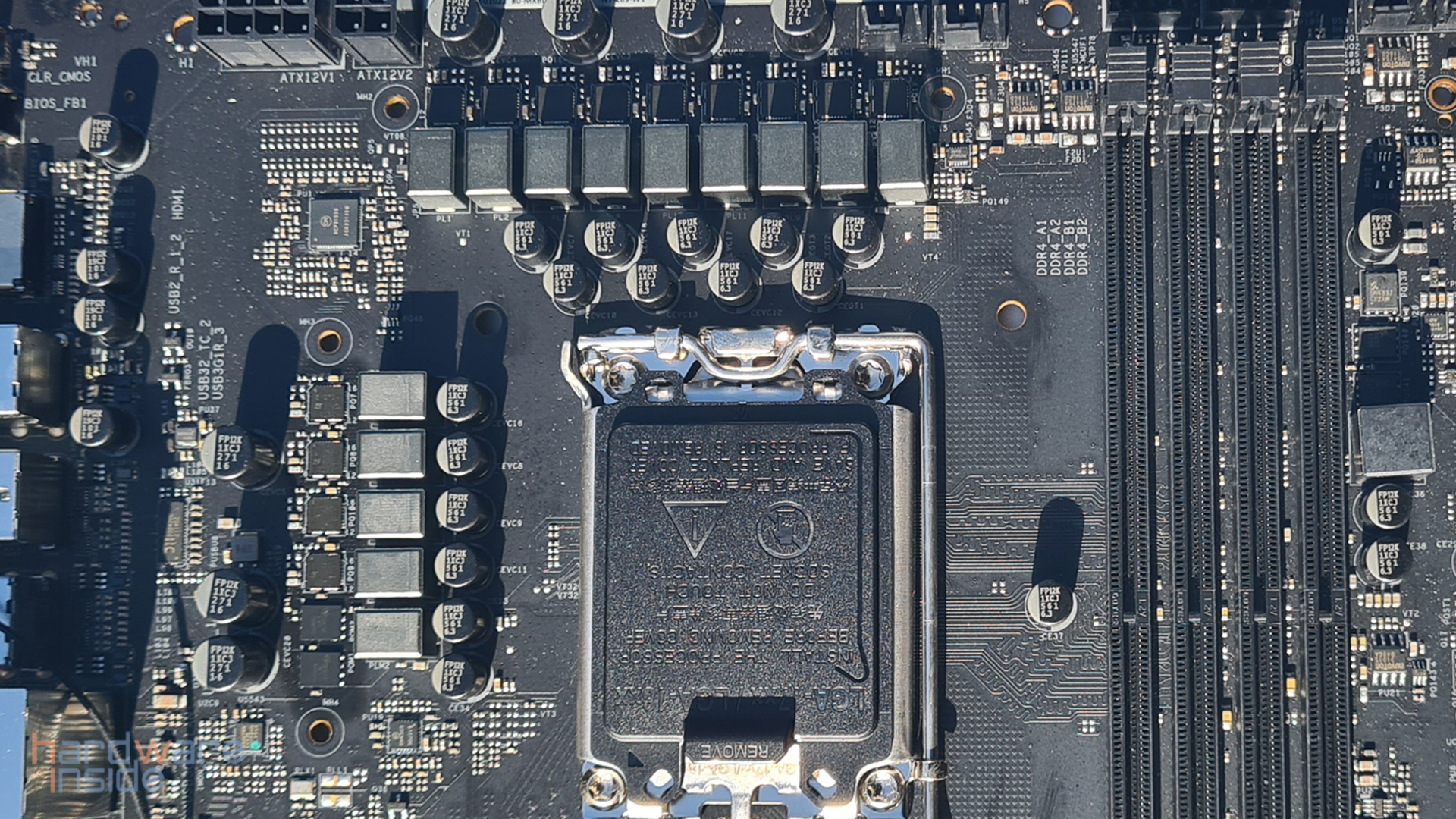 nzxt n7 z690_16.jpg