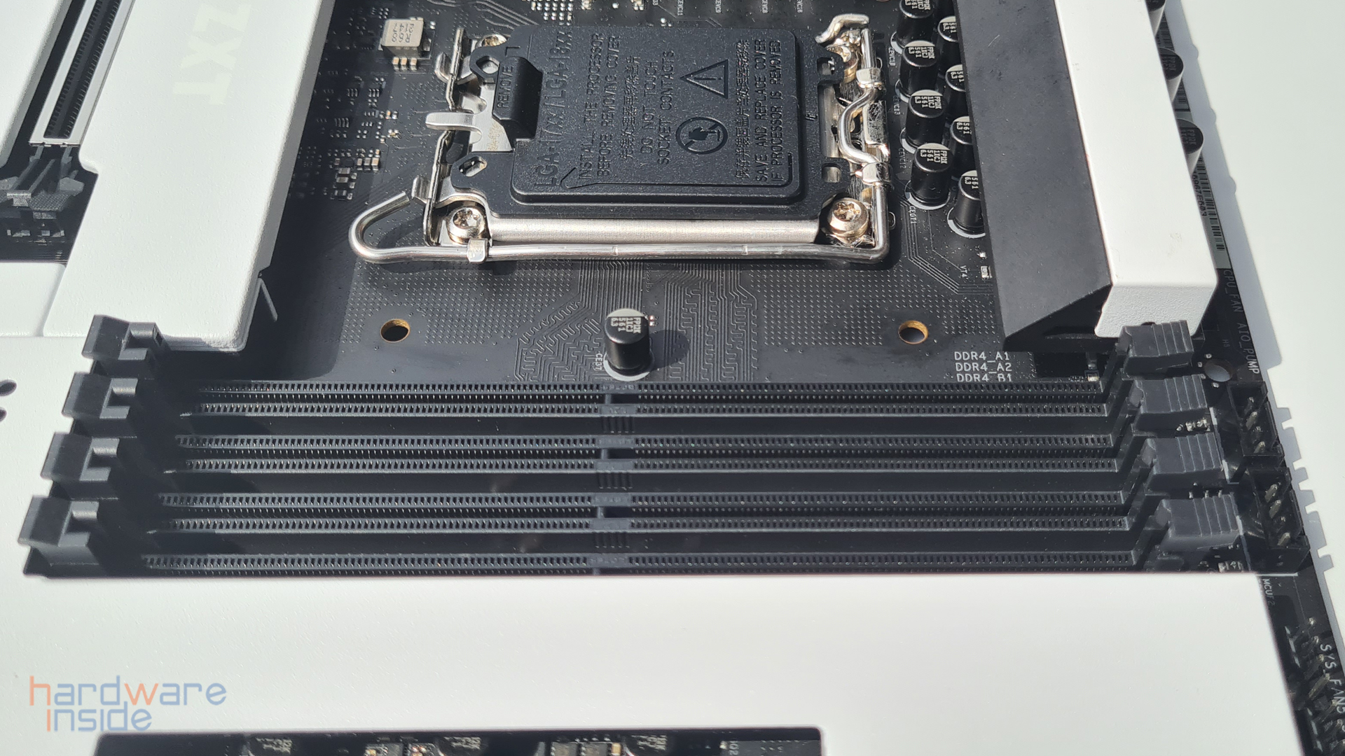 nzxt n7 z690_21.jpg
