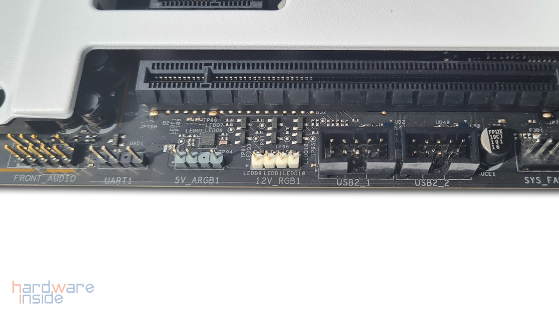 nzxt n7 z690_5b.jpg