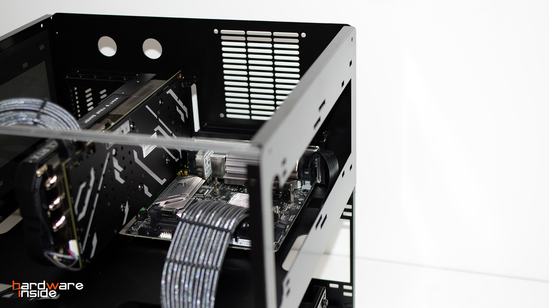 PC-T70X ATX Test Bench 016