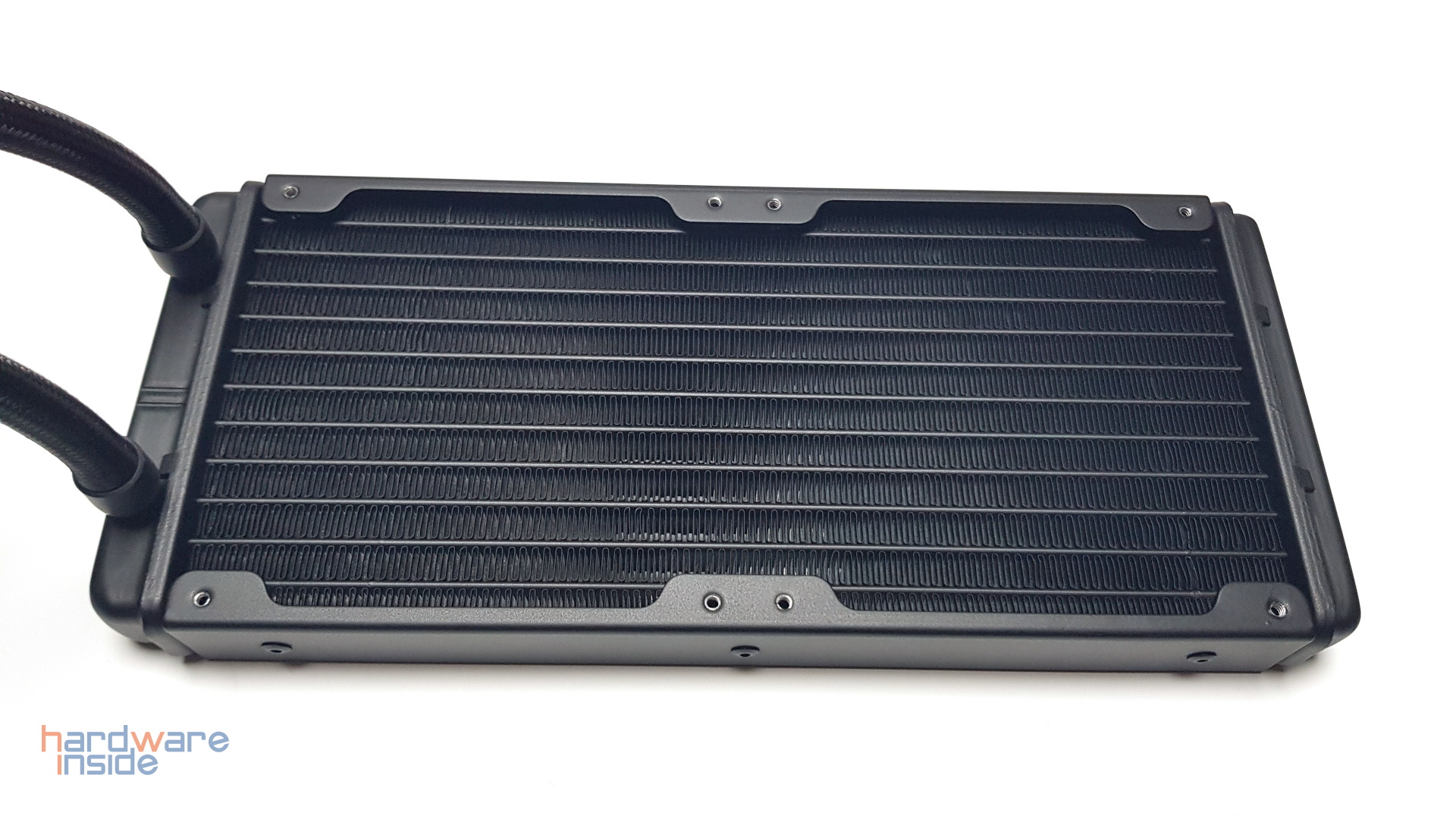 Phanteks Glacier One 240 MP - 13.jpg