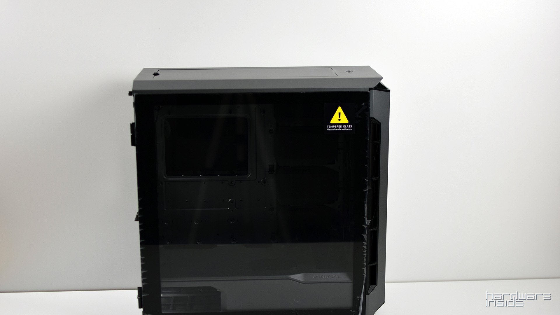 Phanteks P600s 04