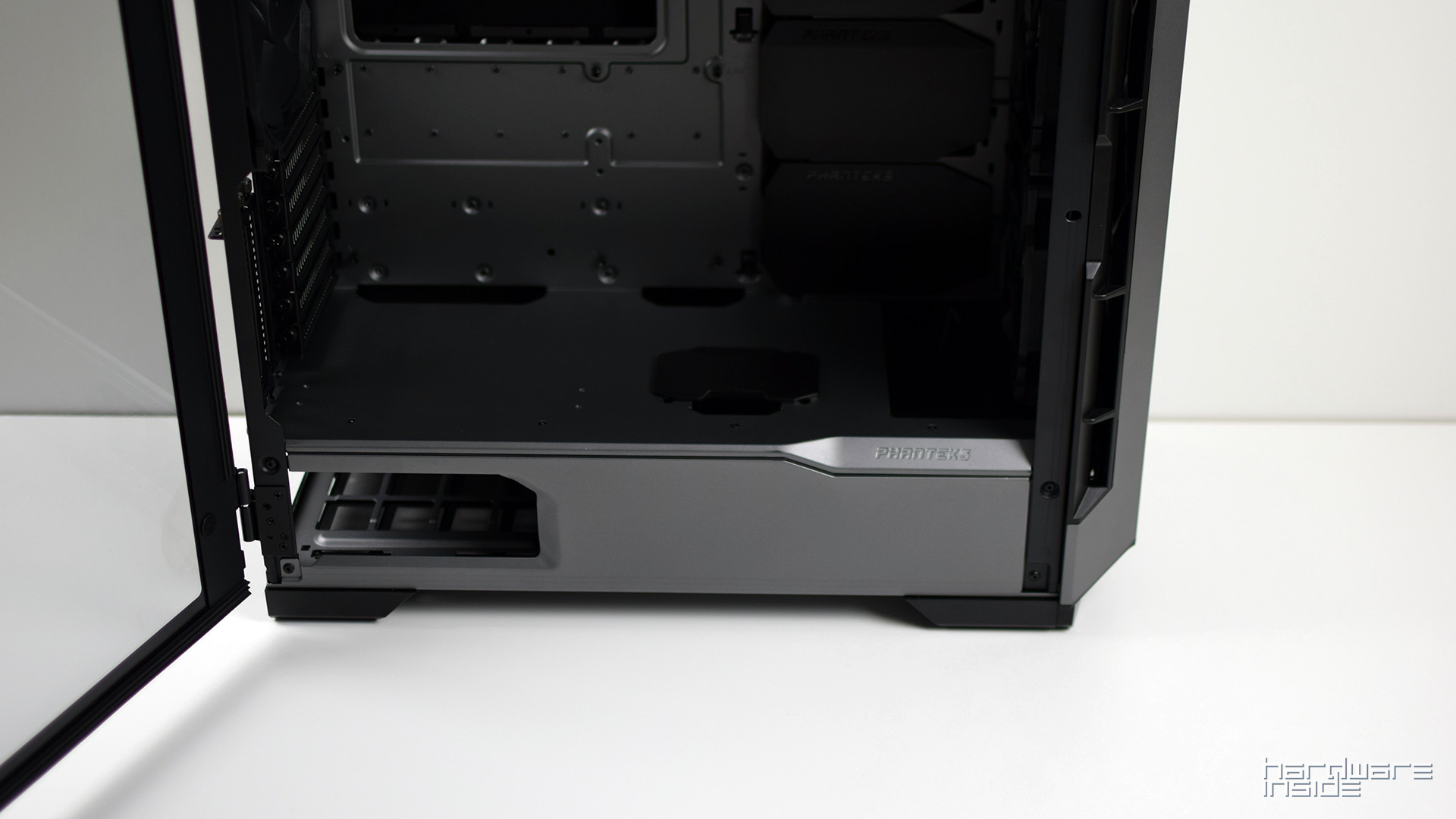 Phanteks P600s 07