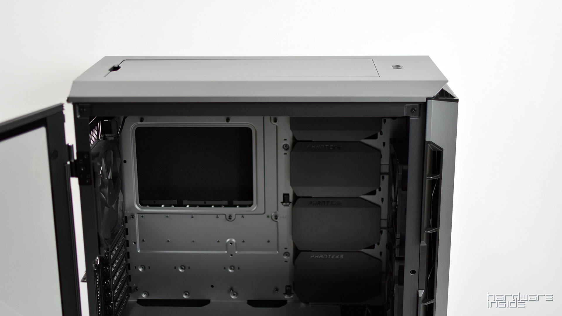 Phanteks P600s 08