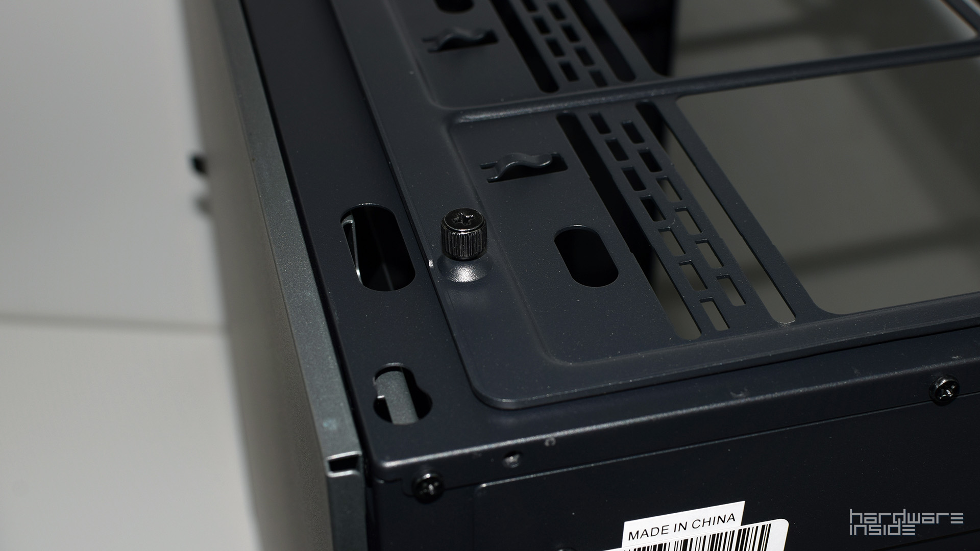Phanteks P600s 27
