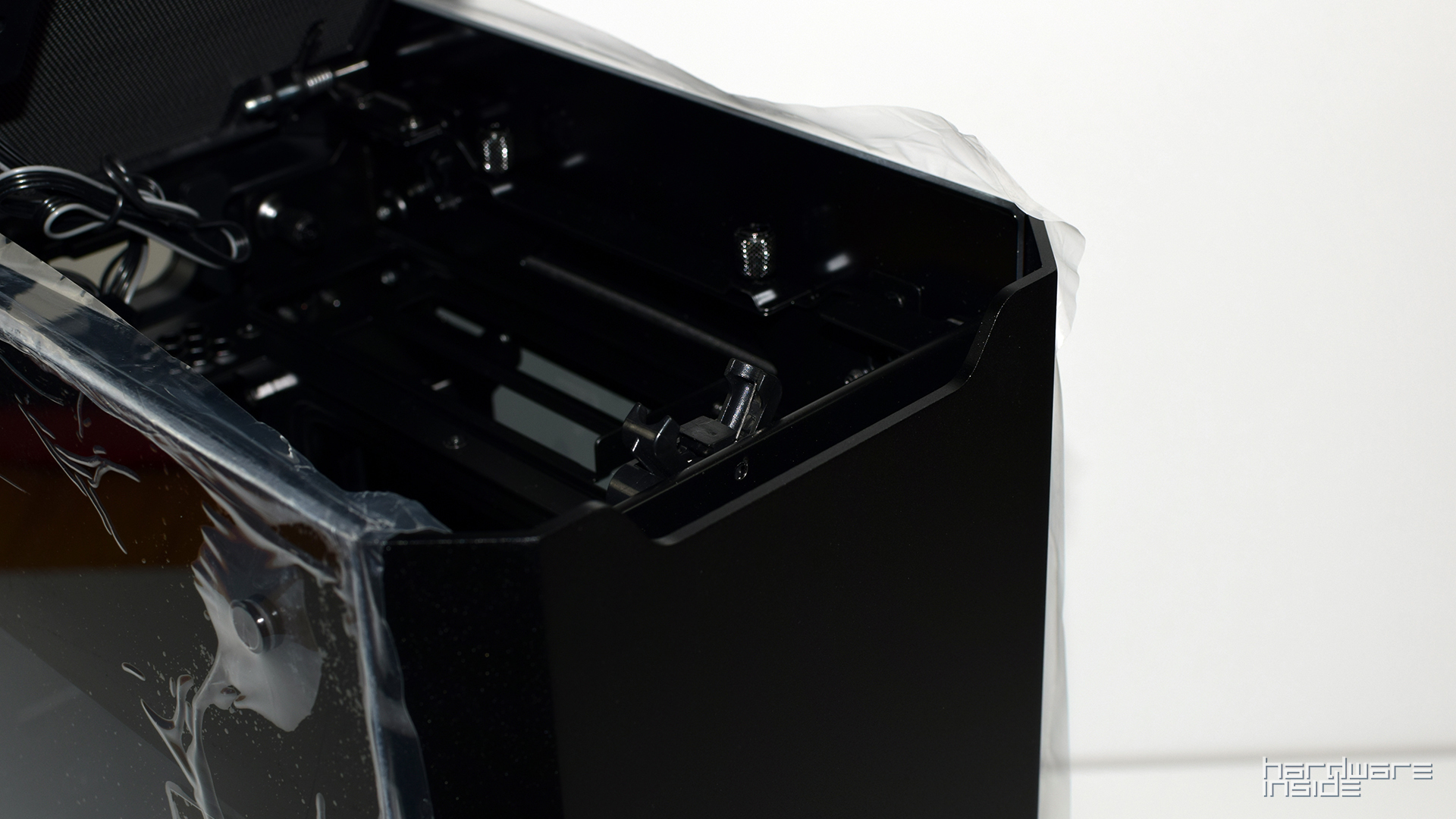 Phanteks Shift 06