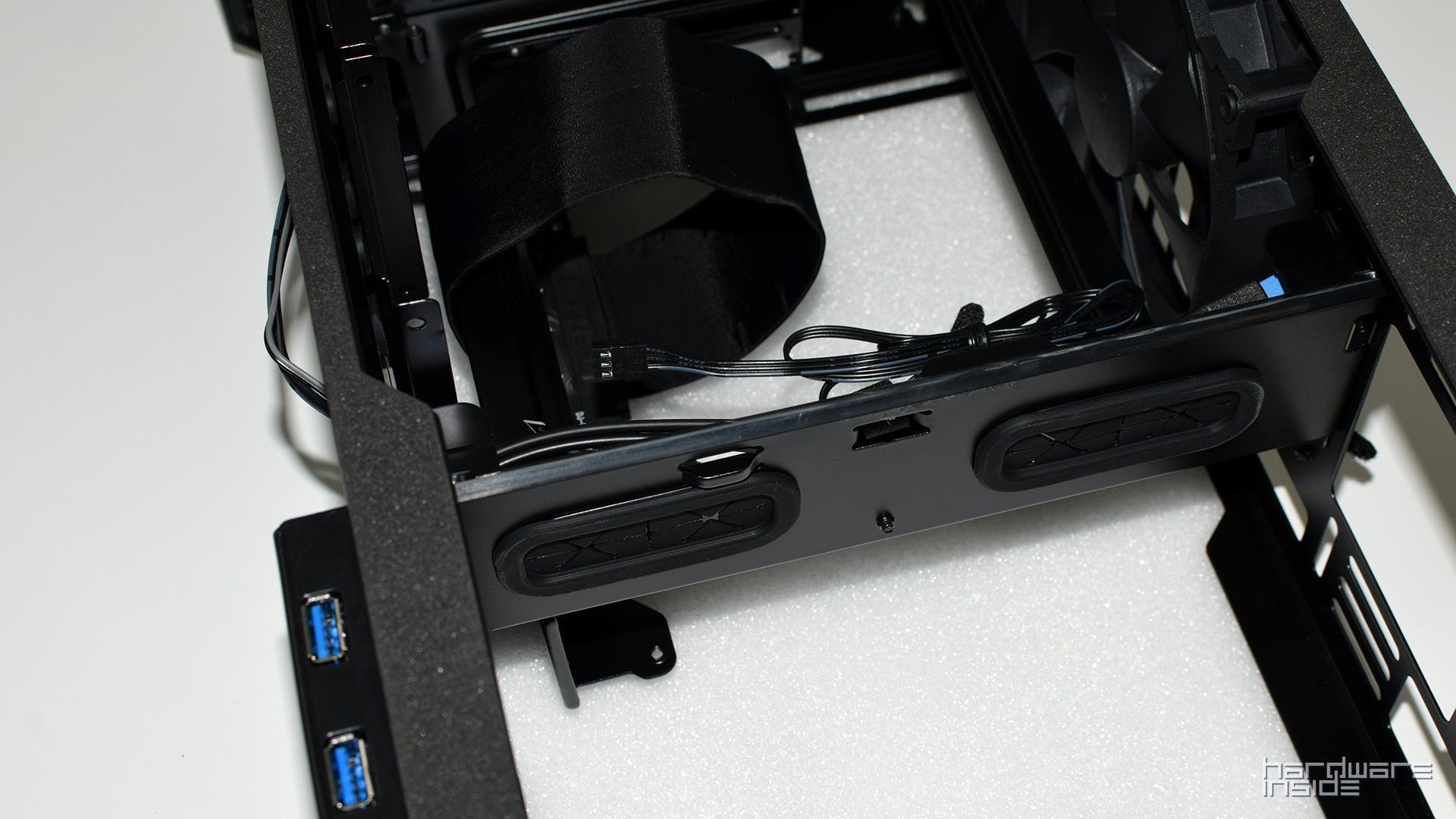 Phanteks Shift 29
