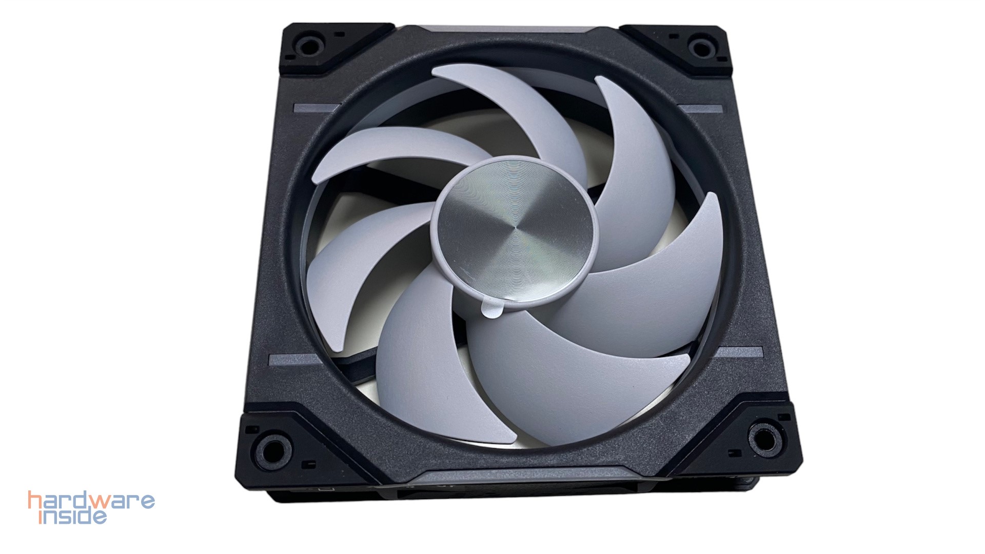 PHANTEKS_D30-120_10.jpg