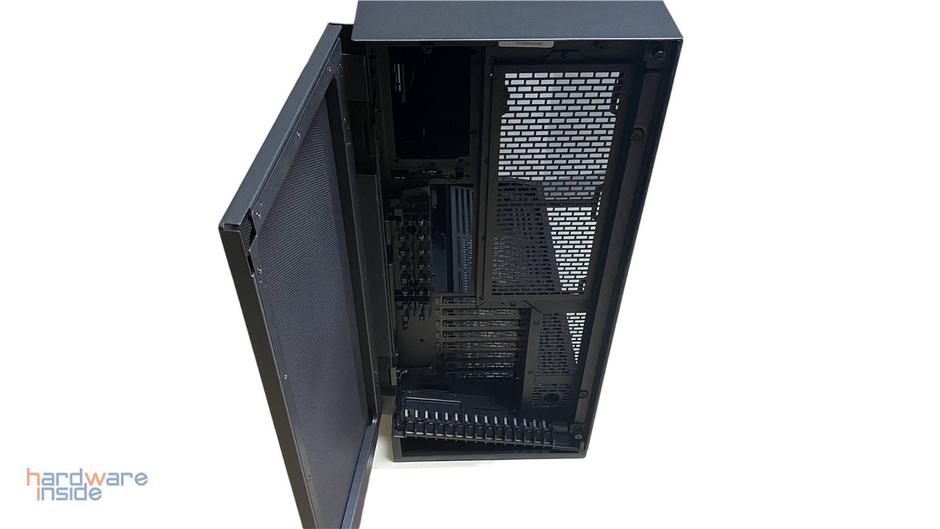 PHANTEKS_NV7_15.jpg