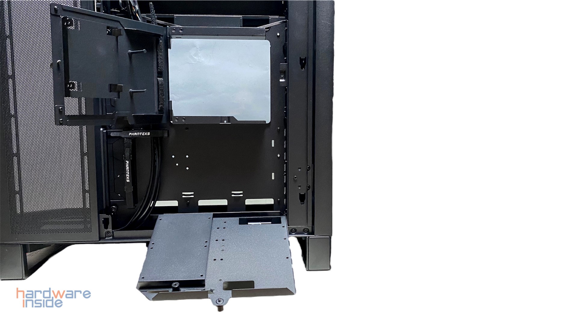 PHANTEKS_NV7_28.jpg