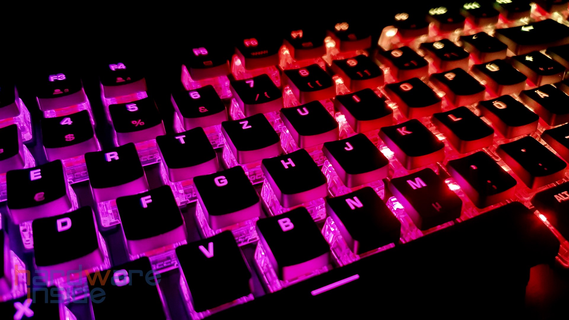 Roccat Vulcan Pro - 18.jpg