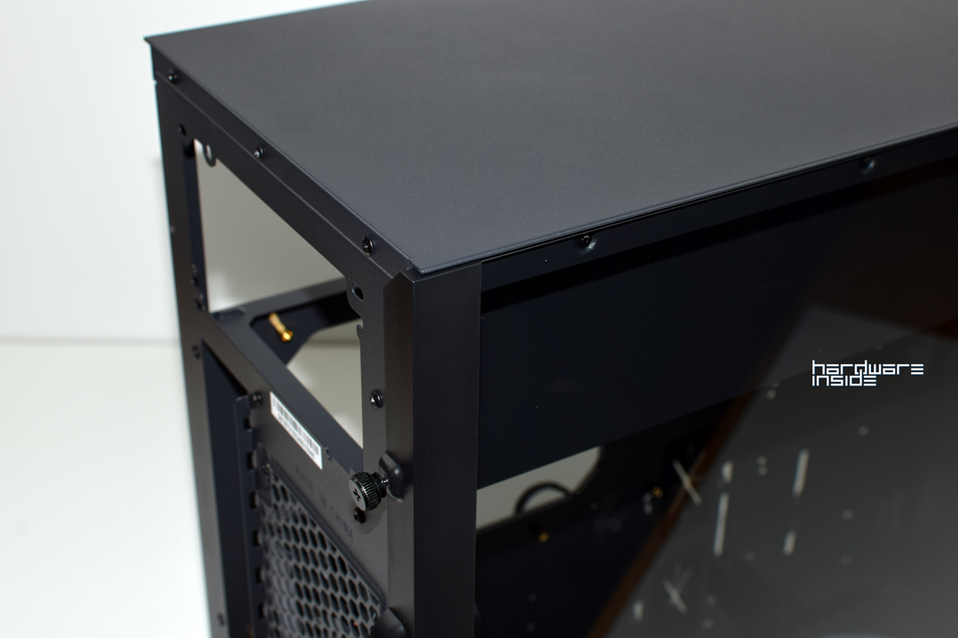 Sharkoon Pure Steel RGB 012