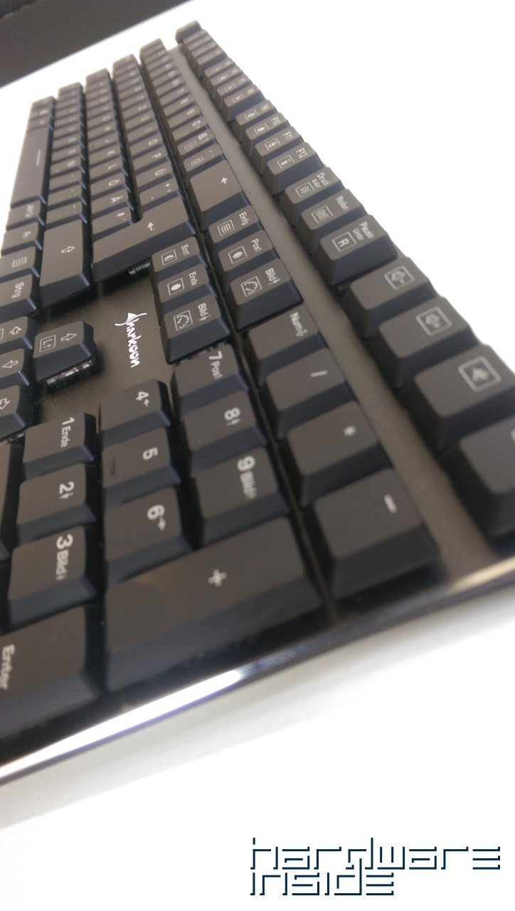 Sharkoon - PureWriter RGB Tastatur