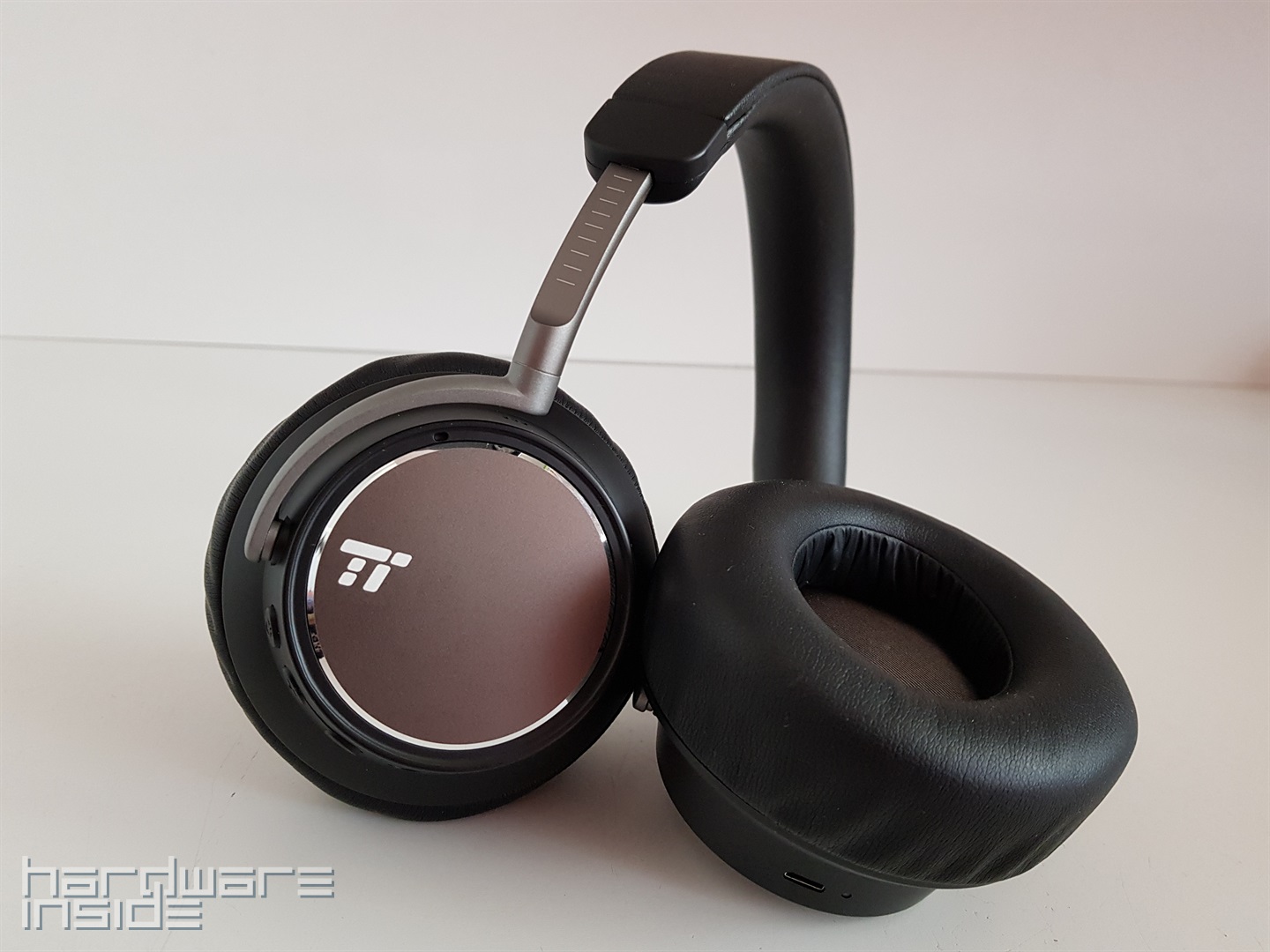 Taotronics TT-BH046 - 13