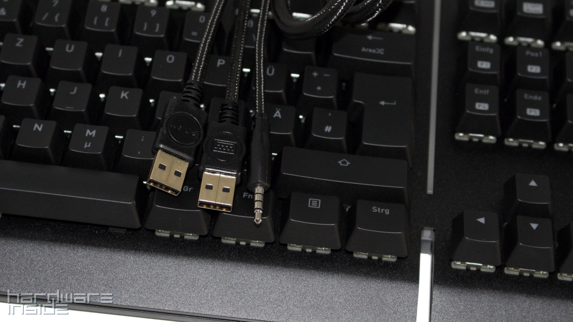 Thermaltake Level 20 RGB Gaming Keyboard - 29