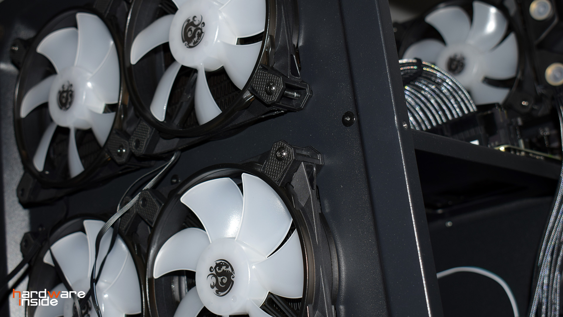 Touchaqua XYZ Reservoir mit Systembuild 60.jpg
