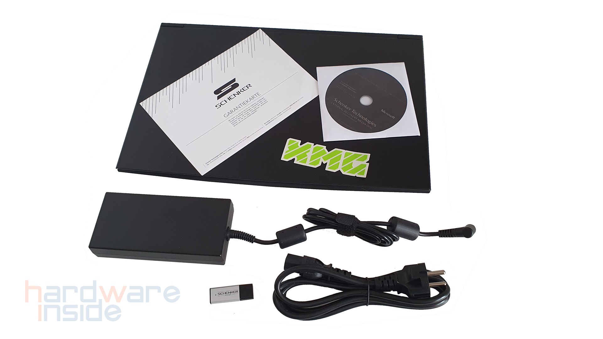 XMG Neo 15 - 8.jpg