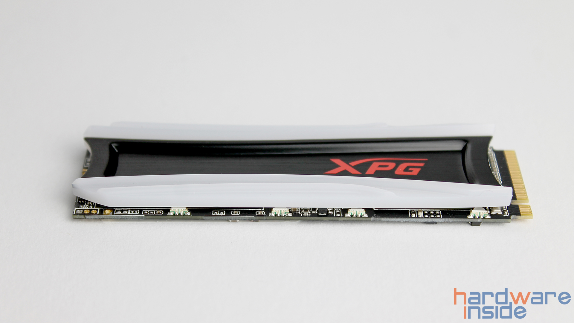 XPG_Spectrix_S40G_07.jpg